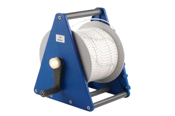 [SONDEPIEZO100] Sonde piézométrique déroulante sur cadre triangulaire avec signal lumineux et acoustique (100m)