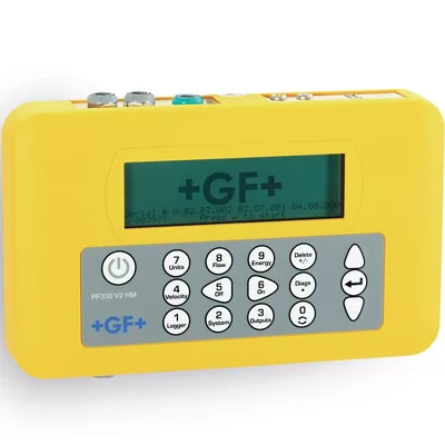 [GFCOMULTBATTERIE13'115] Débitmètre à Ultrasons Georg Ficher PF330 V2 "Clamp-on" sur tout type de tuyau. Affichage digital. 4-20mA, Pulse, Alarme. Datalogger + Port USB. Précision +-2%. Batterie jusque 14h, 2m de câble (13 - 115mm)